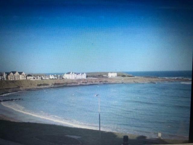 Beach Front Apt Portballintrae , Bushmills Close To Royal Portrush Golf Club Exterior photo